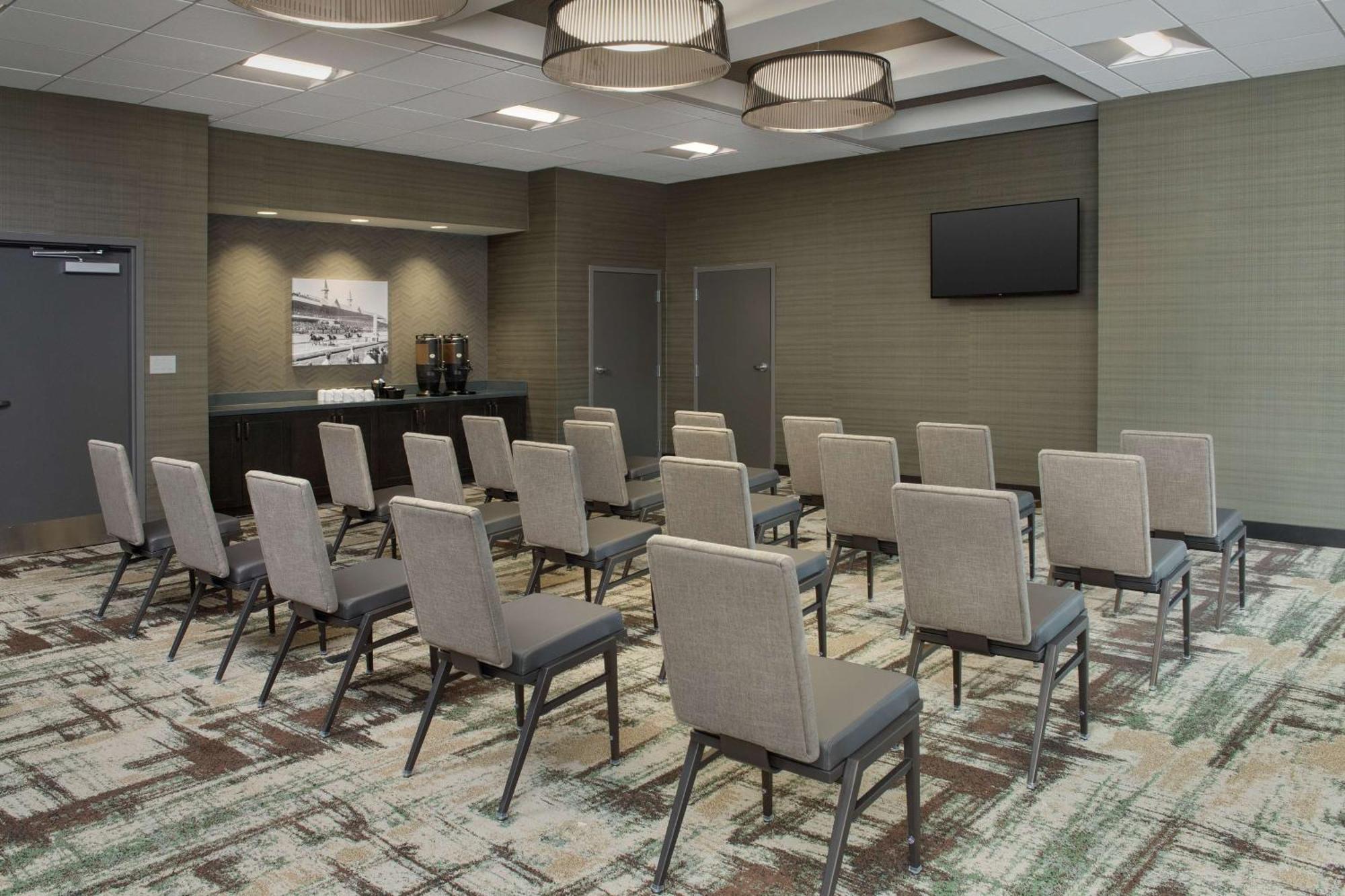 Homewood Suites By Hilton Louisville Airport Exterior foto