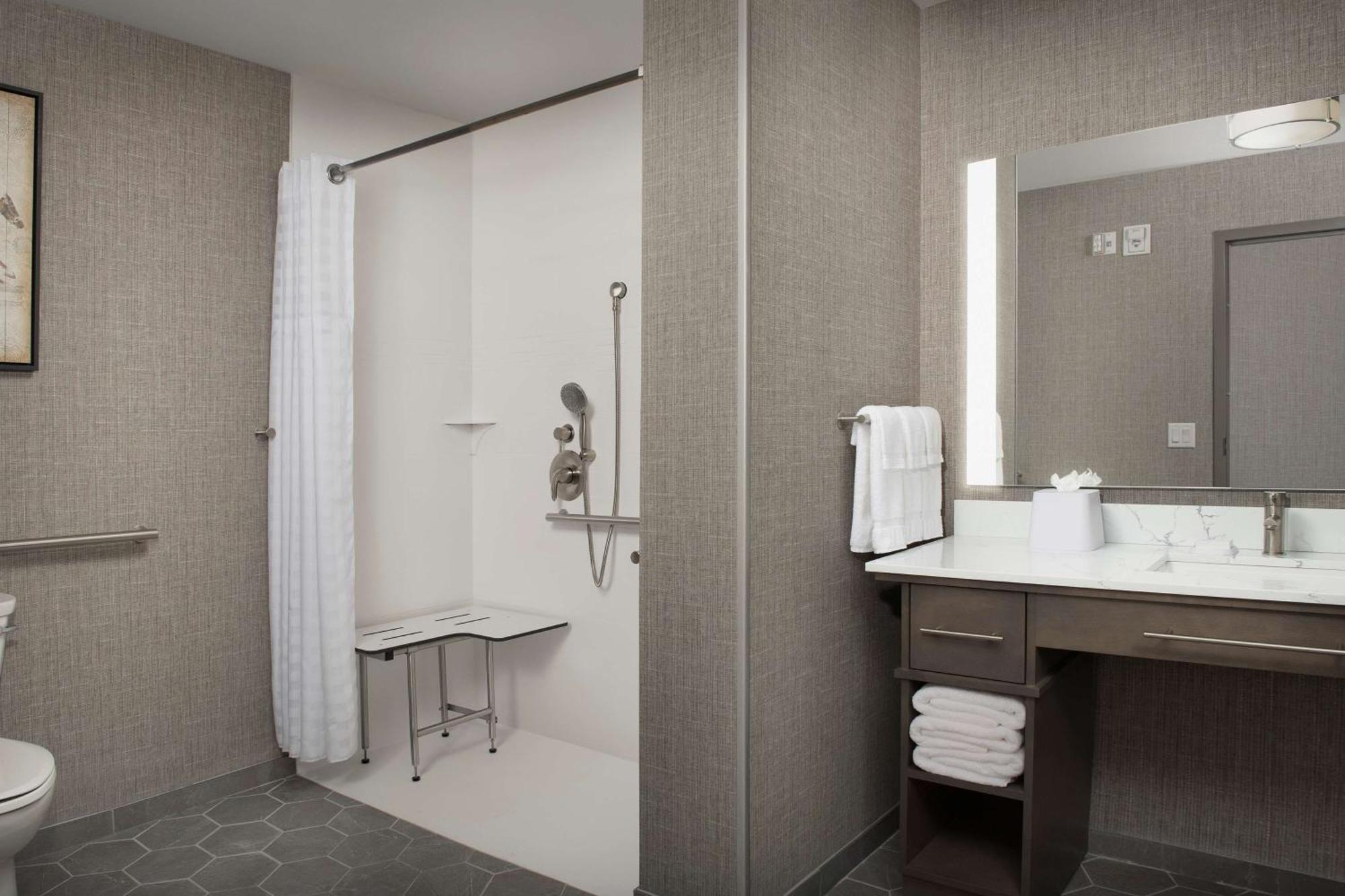 Homewood Suites By Hilton Louisville Airport Exterior foto